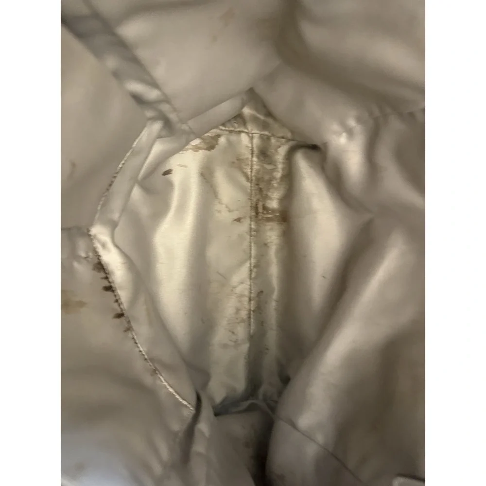Coach park pebbled